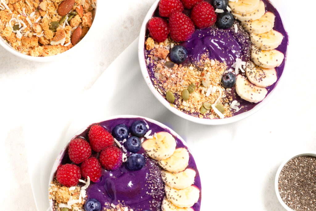 Acai Smoothy Bowl with Cookie Crumb Granola - Leda Nutrition